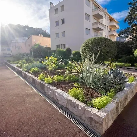 06b - Beautiful With Terrace Sea View