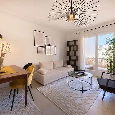 06b - Beautiful With Terrace Sea View * ロクブリュヌ＝カップ＝マルタン