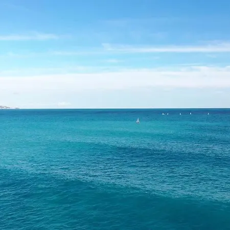 06b - Beautiful With Terrace Sea View * ロクブリュヌ＝カップ＝マルタン