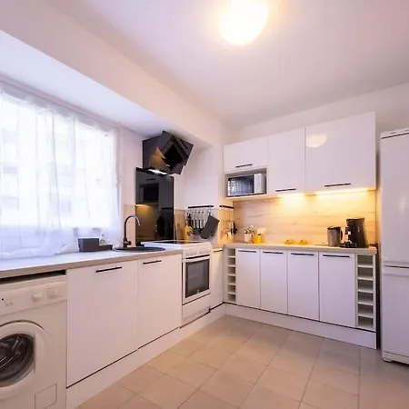 06b - Beautiful With Terrace Sea View * ロクブリュヌ＝カップ＝マルタン