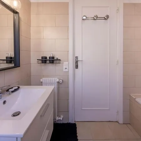 06b - Beautiful With Terrace Sea View