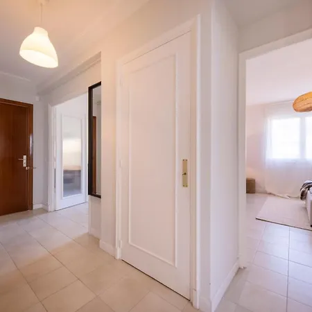 アパート 06b - Beautiful With Terrace Sea View ロクブリュヌ＝カップ＝マルタン