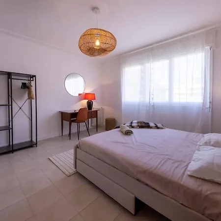 06b - Beautiful With Terrace Sea View Διαμέρισμα *