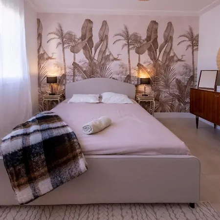 06b - Beautiful With Terrace Sea View Apartamento Rocabruna